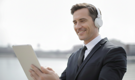 Nuevo máster en Extranjería en formato pódcast